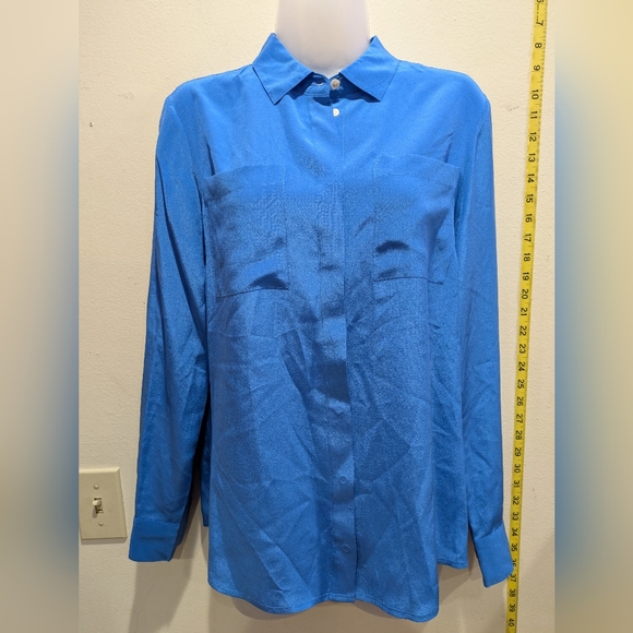 J. Crew Women's Blue Button Down Shirt Size 6 - Picture 1 of 6